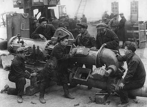Уралмаш - Уральский завод тяжелого машиностраения. Свердловск, 1930-е гг.